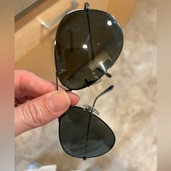 Rayban Large black aviator sunglasses polarized *damage* - Picture 8 of 10